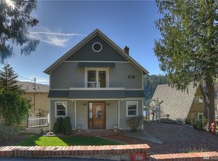 1319 Summit Lake Shore Rd NW, Olympia, WA 98502