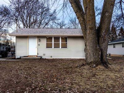 329 E Green Bay St, Pulaski, WI, 54162
