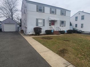137 18th Ave, Elmwood Park, NJ 07407