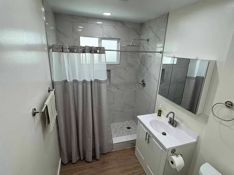 665 Myrtle St — Photo 12