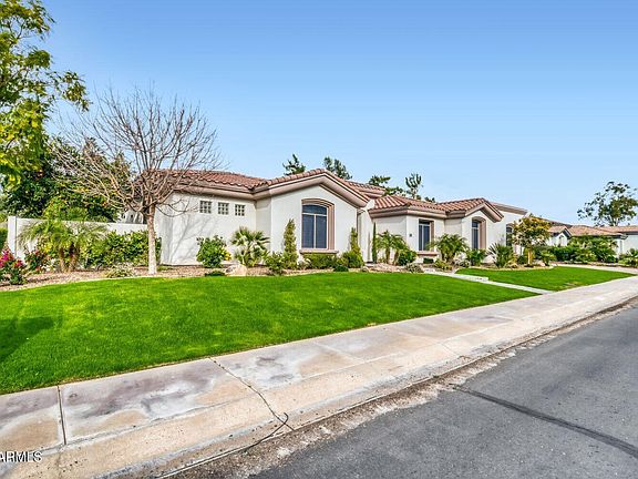 3rd image of 8306 E SUNNYSIDE Drive