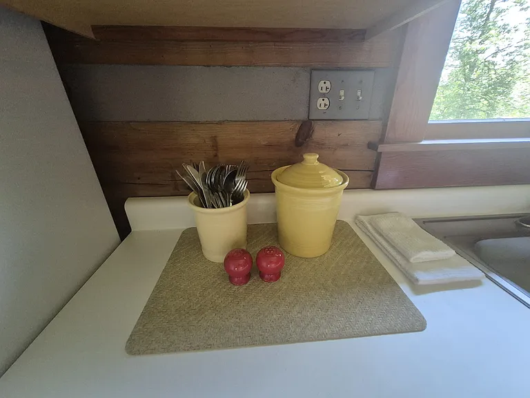 331 Drain Rd — Photo 7