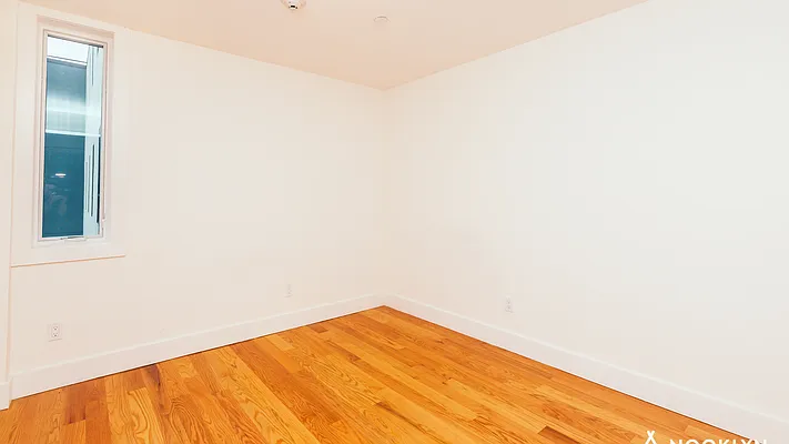 Rented by Nooklyn NYC LLC | media 39