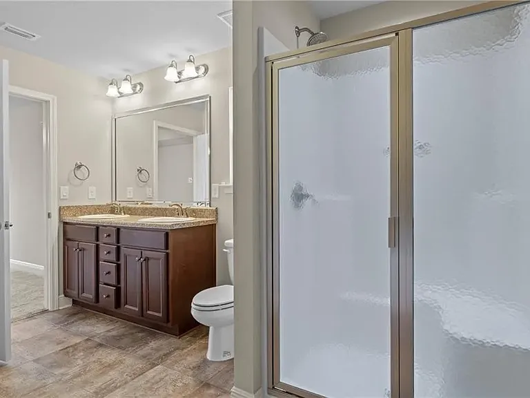 Primary bath