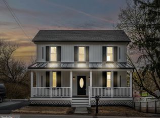 69 Bethel Church Rd, Spring City, PA 19475