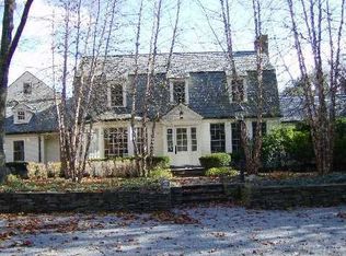 4 Clock Tower E, Old Westbury, NY 11568