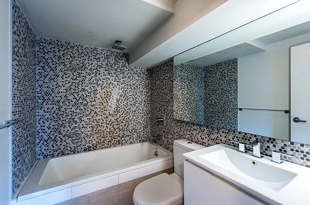 Rented by Nooklyn NYC LLC | media 87