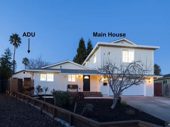 1109 - 1111 Saint Vincent Court, Petaluma, CA 94954