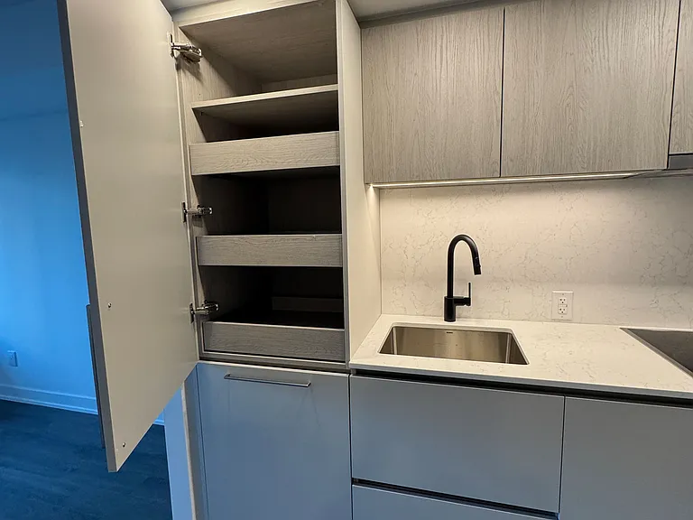 609 Sherbourne St #1001 — Photo 9