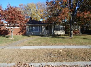 58 Riviera Dr, Granite City, IL 62040