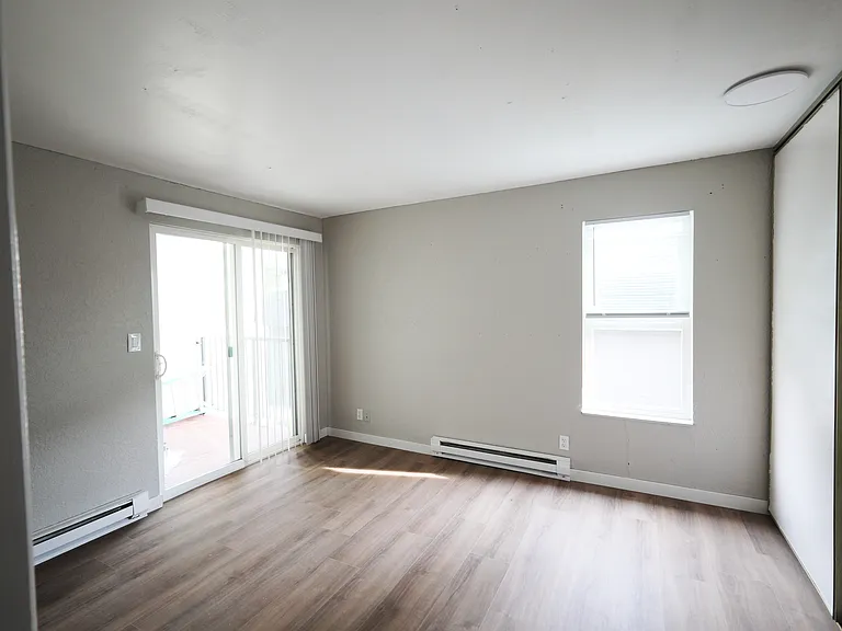 5018 11th Ave NE #B — Photo 14
