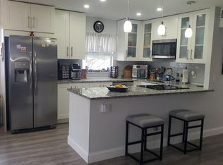 124 Valencia Dr #F, Delray Beach, FL 33446