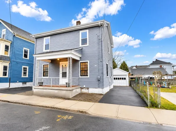 17 Wilcox St, Fall River, MA 02724