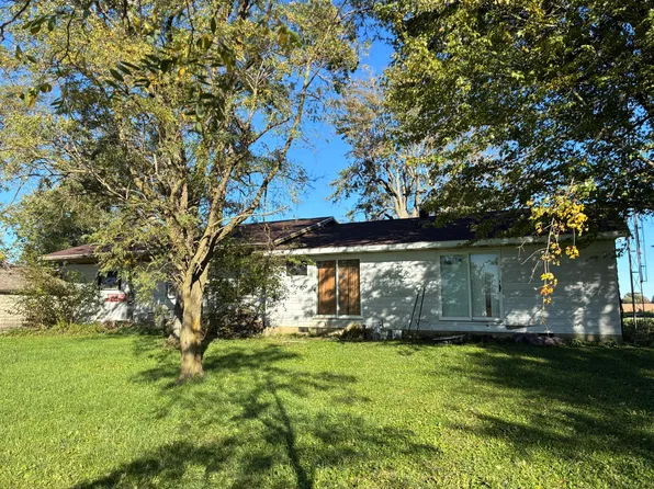 7007 Foust Rd, Columbus Grove, OH 45830