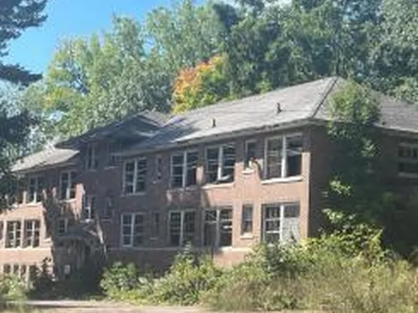 10035 Pokegama Lake Rd, Pine City, MN 55063