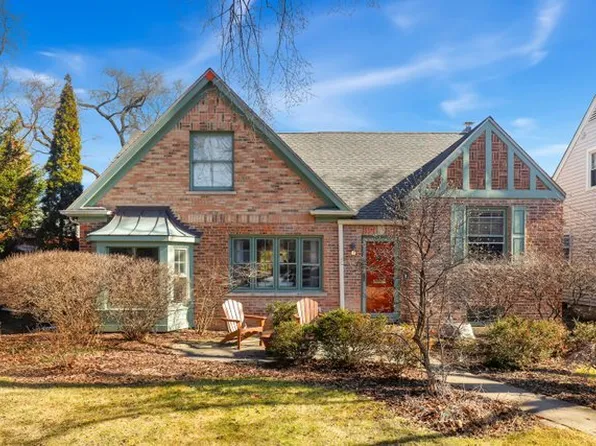 2519 Prospect Ave, Evanston, IL 60201