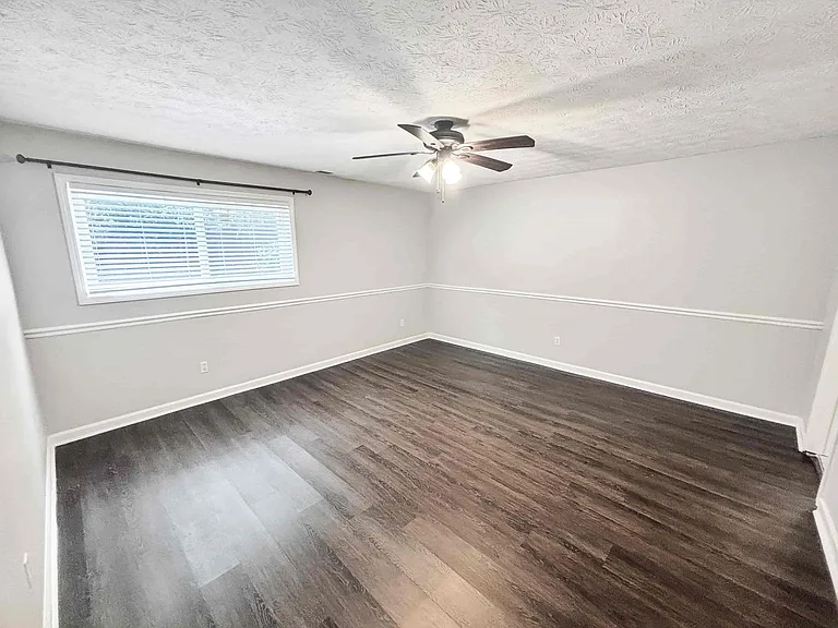 1552 Blackwell Rd — Photo 15