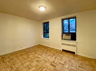37 Nagle Avenue 1C image 1 of 7