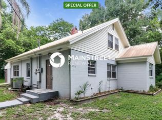 4710 5th St, Zephyrhills, FL 33542