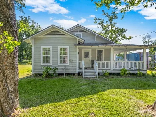 310 N Green St, Dequincy, LA 70633