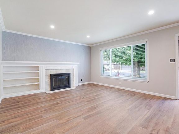5th image of 1521 Fernwood St
