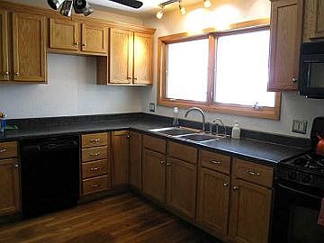 4th image of 28530 McCarty Dr