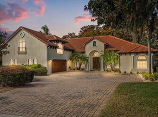 30321 Island Club Dr, Tavares, FL 32778