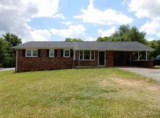 231 Blalock Rd, Boiling Springs, SC 29316