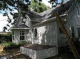 2nd image of 703 N Boonville St