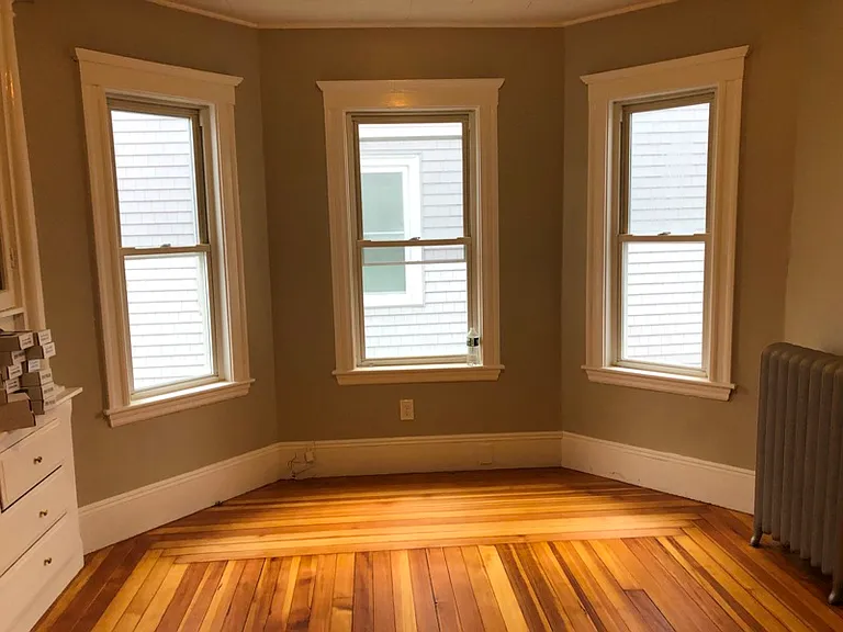 329 Malden St — Photo 6