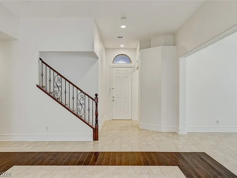 8117 Slate Falls St — Photo 31