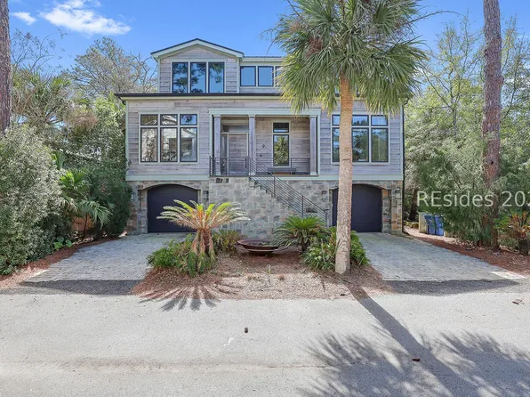 9 Bayberry Ln, Hilton Head Island, SC 29928
