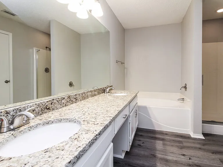 603 Wolcott Ln — Photo 12
