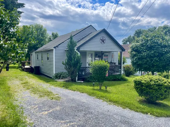 384 Anderson St, Lewisburg, WV 24901