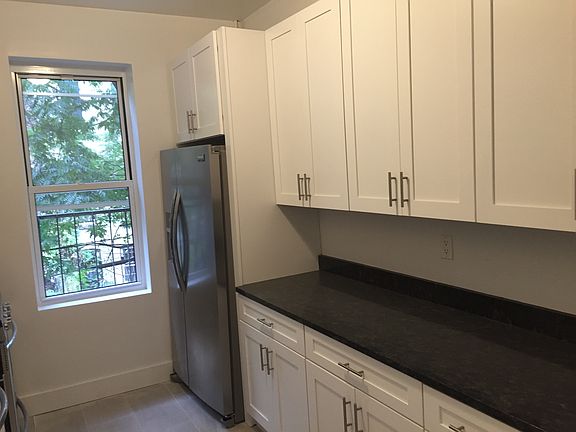 5th image of 477 Hancock St #6