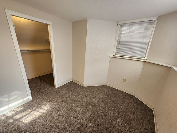 5th image of 2015 S Saint Marys St APT 5