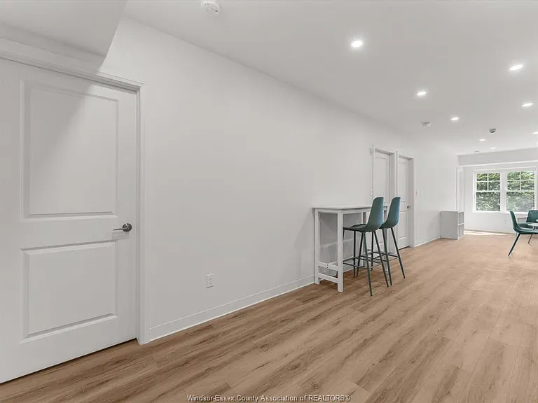 185 Randolph Pl — Photo 25