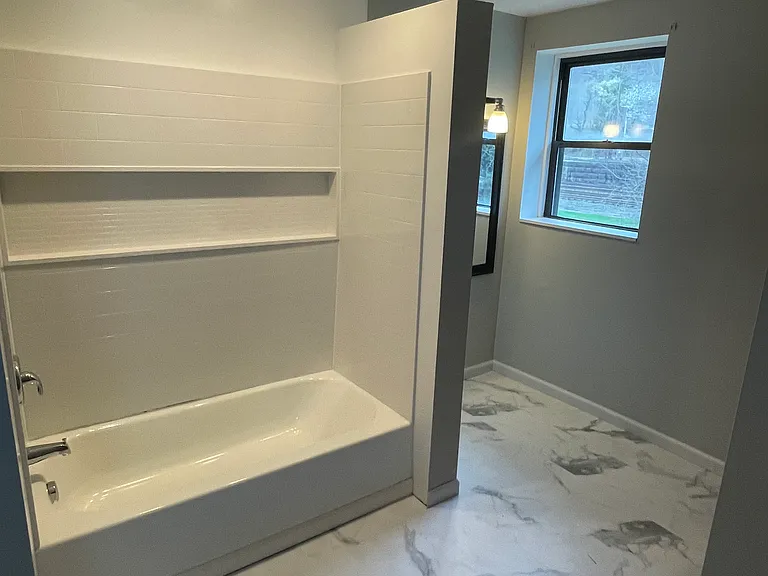 Upstairs bathroom with Double Vanity