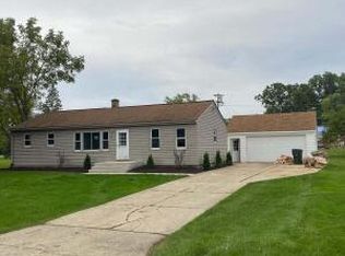 2901 Shady Ln, Racine, WI 53402