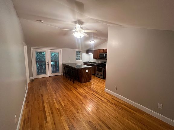 3rd image of 316 Caplewood Dr #10755579