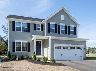 73 Stonebridge Dr, Amherst, NY 14051