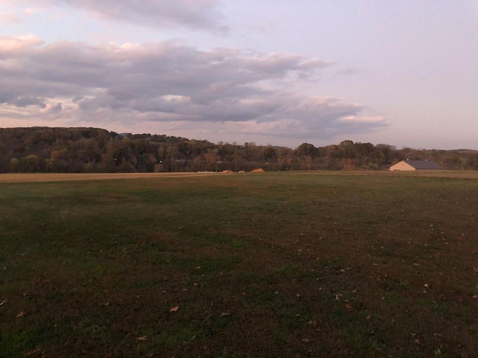 1st image of 1 Graves Rd