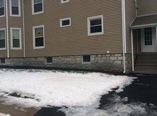 54 Arnold Ave, Amsterdam, NY 12010