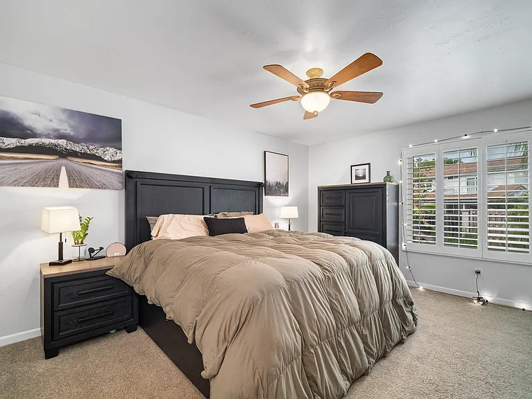 1015 Sparrow Ct — Photo 16
