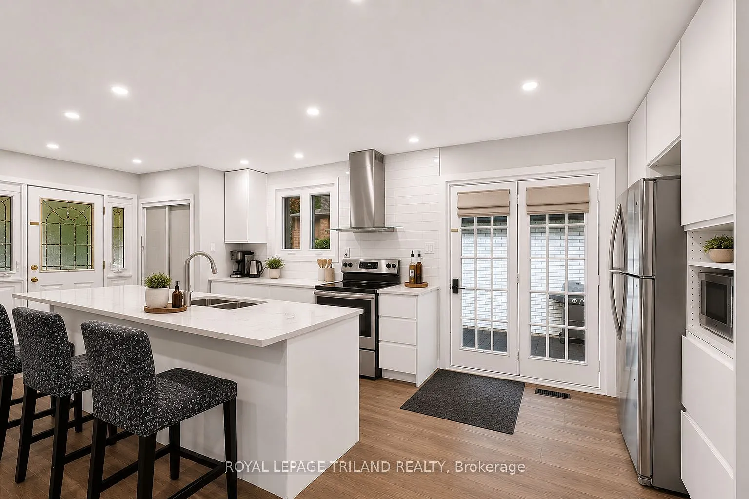 4 bed, $3,000 — Photo 4