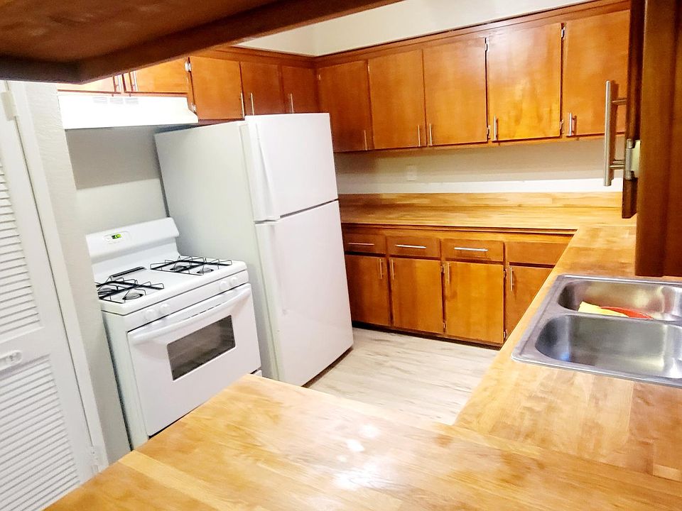 1st image of 1626 W 104th St #B