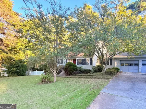 4694 Marc Ct, Lilburn, GA 30047