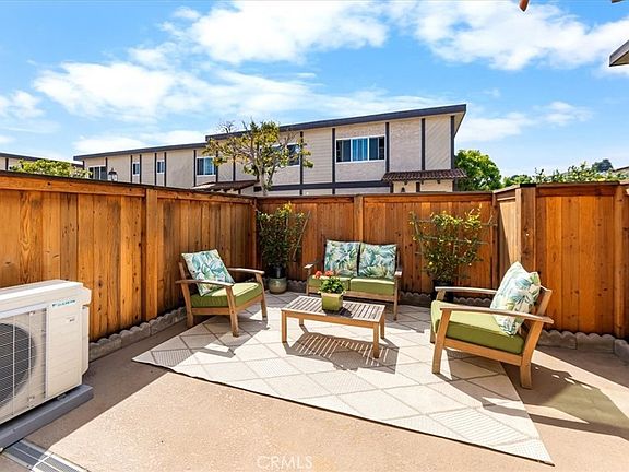 4th image of 2120 Dufour Ave Unit 6