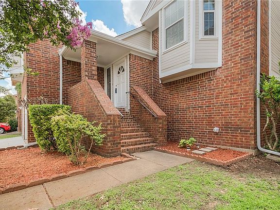 2nd image of 782 Eiffel Dr