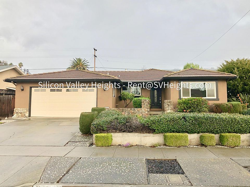 1st image of 1432 Sierra Creek Way